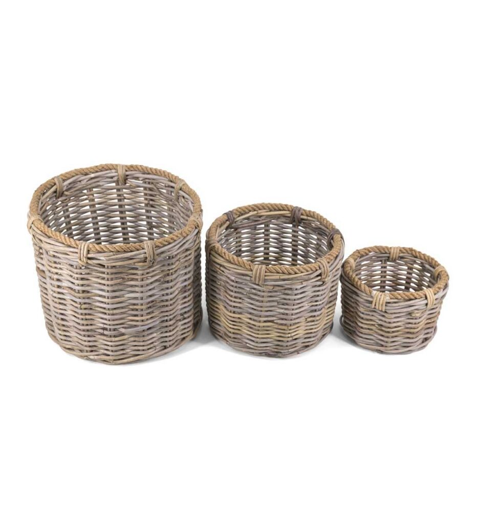 Maceteros en juegos de 3 piezas rattan natural